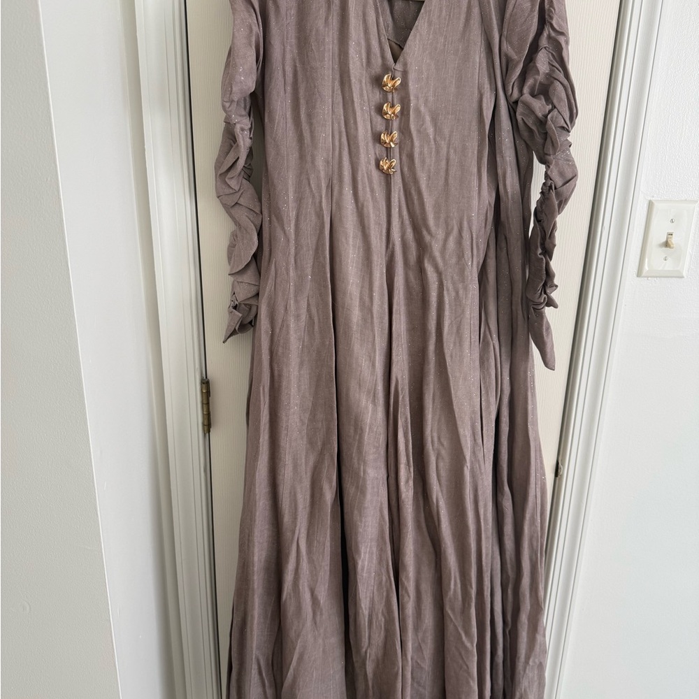 Chic Long Sleeve Maxi Dress with Button Detail
